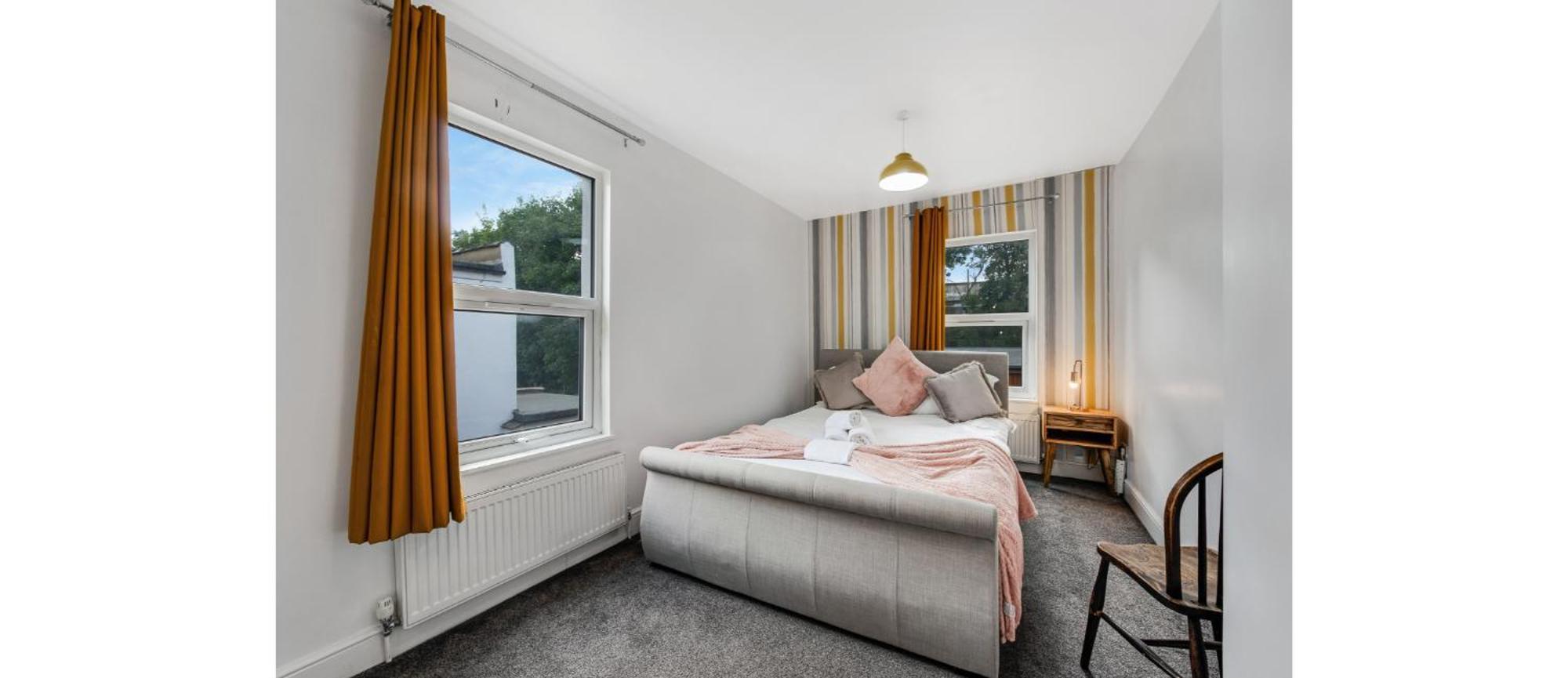 Appartamento Your Home: 1br Flat With Modern Amenities
